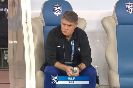 男模脱裤子全身精光
